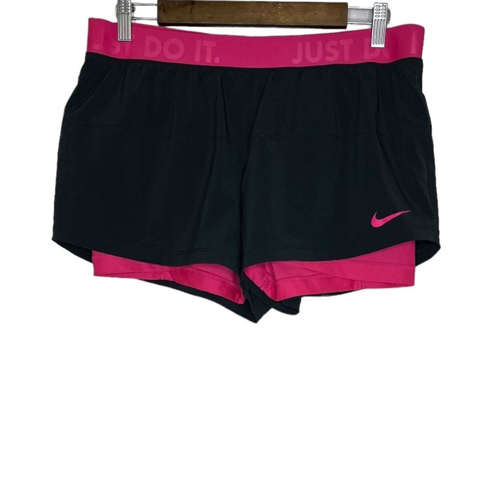 Nike Dri-Fit Black and Pink Circuit 2-in-1 Training‎ Athletic Shorts Size Large
